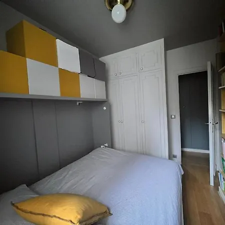 Auteuil 16th Prestigious With Balcony Managed By Mey Agency